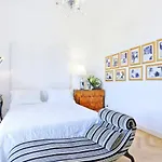 - Sofia Apartamento *